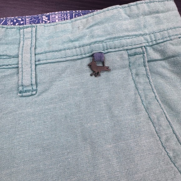 Modern Amusement Shorts Flat Front Casual Walk Shorts Bird Logo Size 32 - Picture 7 of 12